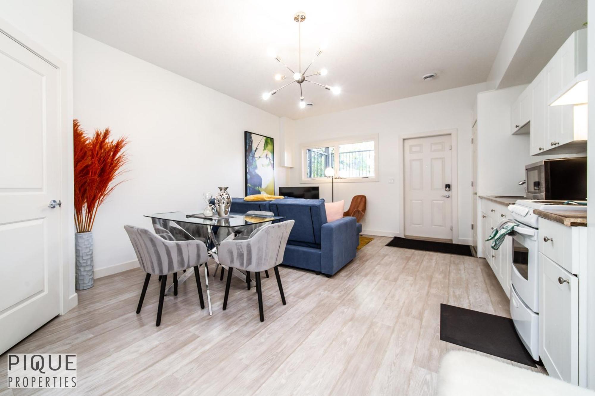 Executive Home - Long Stays Welcome - Garage Parking - Free Wifi & Netflix Edmonton Oda fotoğraf